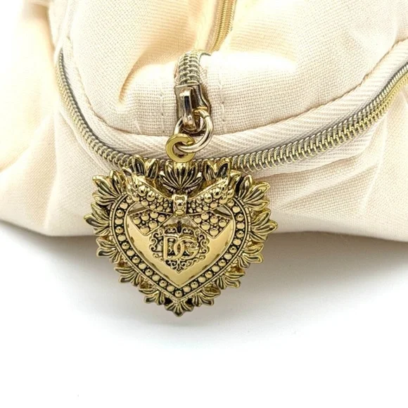 Dolce & Gabbana Cream Cloth Devotion Cosmetic Bag - Picture 5 of 8